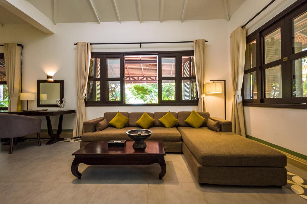 สมณี บีช รีสอร์ต แอนด์ สปา Hotel แกบ ภายนอก รูปภาพ