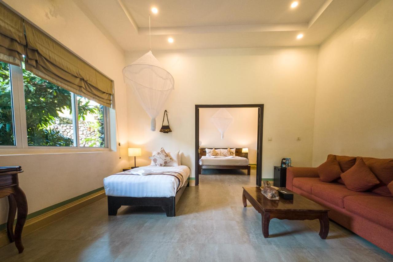สมณี บีช รีสอร์ต แอนด์ สปา Hotel แกบ ภายนอก รูปภาพ