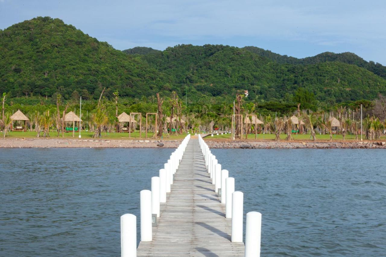 สมณี บีช รีสอร์ต แอนด์ สปา Hotel แกบ ภายนอก รูปภาพ