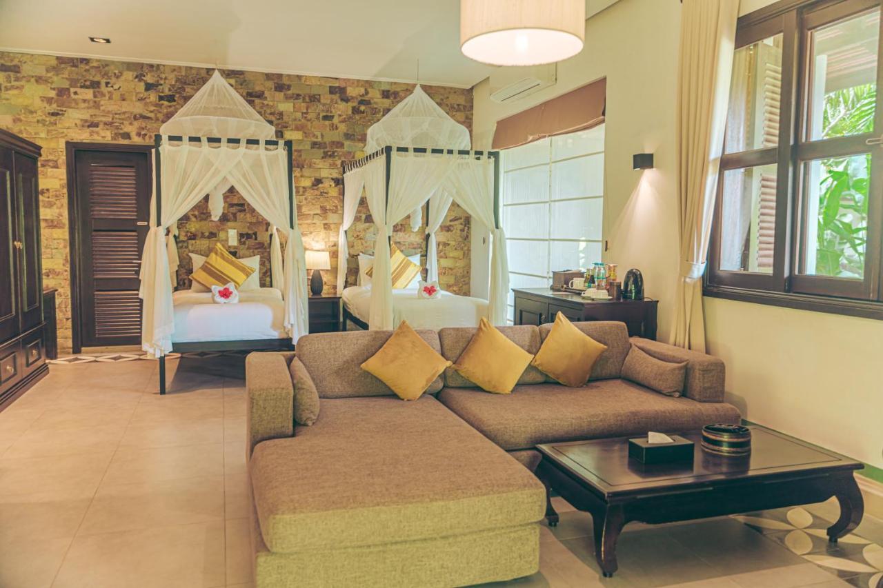 สมณี บีช รีสอร์ต แอนด์ สปา Hotel แกบ ภายนอก รูปภาพ